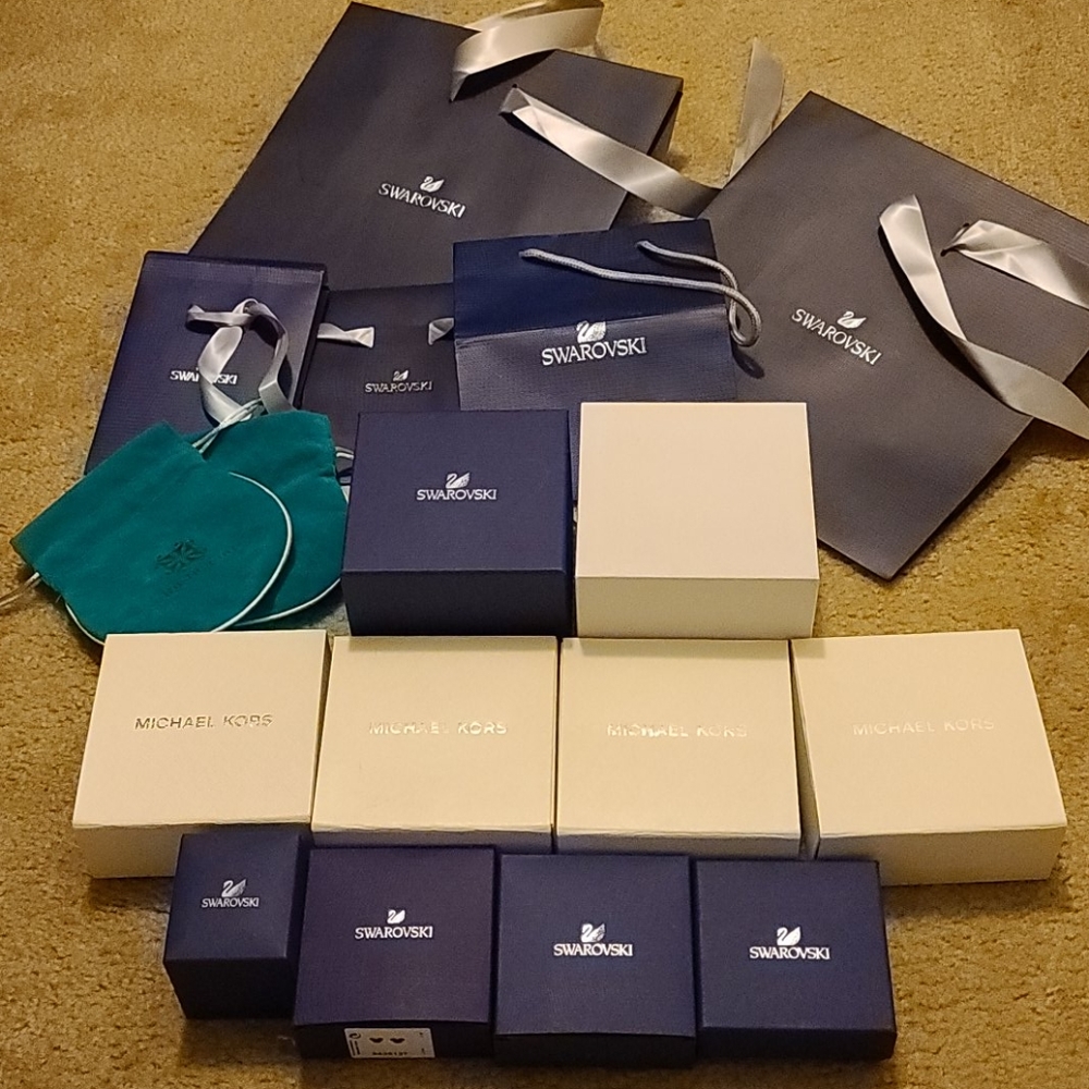 ***SOLD*** Watch and jewelry boxes